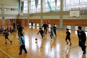12月8日 西宮ストークス バスケットボール教室の写真3