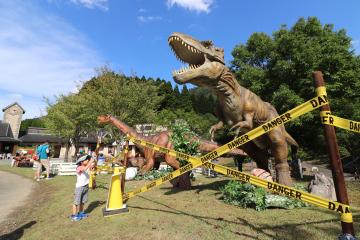 9月19日 ヨーデルの森 恐竜ふれあい広場の写真
