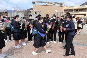 3月10日 神河中学校 卒業証書授与式の写真3