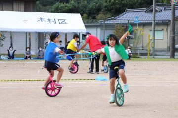 10月9日 長谷小学校運動会の写真3