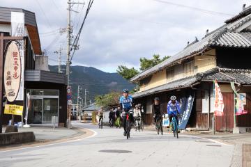 10月30日 日本遺産 銀の馬車道・鉱石の道 サイクルトレインの写真4