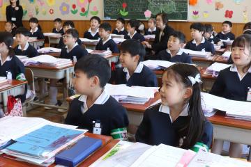 4月8日 神崎小学校入学式の写真