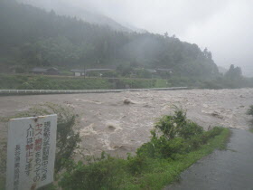 台風11号の様子