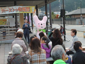 カーミンの収穫祭の様子