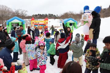 1月12日 峰山高原リゾート ホワイトピーク 「カーミンと一緒にお宝探し！」の写真2