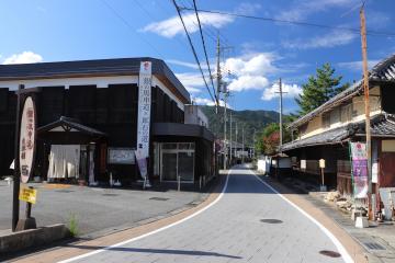 中村・粟賀町歴史的景観形成地区 美装化工事完了の写真1
