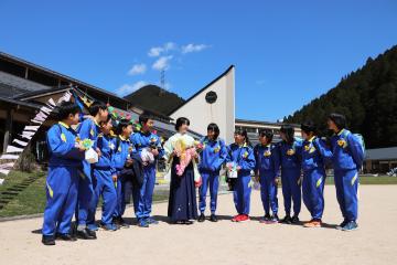 3月23日 越知谷小学校 卒業式、越知谷小学校・越知谷幼稚園 ミニ閉校式・閉園式の写真2