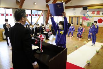 3月23日 越知谷小学校 卒業式、越知谷小学校・越知谷幼稚園 ミニ閉校式・閉園式の写真3