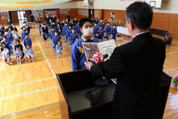 3月23日 越知谷小学校 卒業式、越知谷小学校・越知谷幼稚園 ミニ閉校式・閉園式の写真7