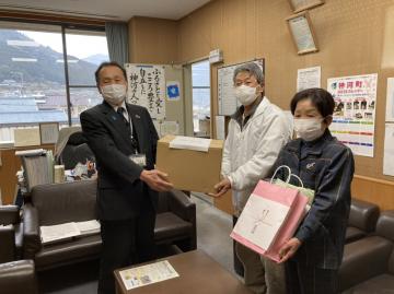 3月16日 健康づくりポイント事業で寄附の写真1