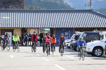 10月30日 日本遺産 銀の馬車道・鉱石の道 サイクルトレインの写真2