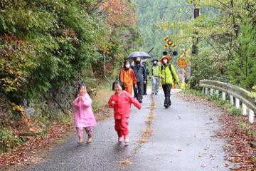 11月23日 長谷駅紅葉ウォーキングの写真1