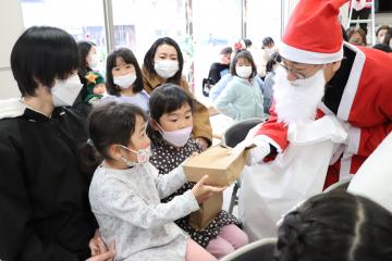 12月17日 カーミンのクリスマス会の写真4