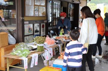 4月30日 道の駅 ゴールデンウィーク特別出店の写真3