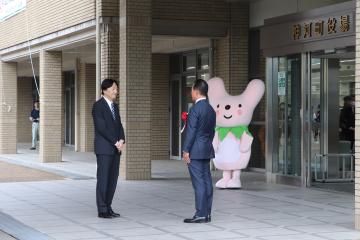 6月8日 秋篠宮皇嗣殿下 全日本愛瓢会兵庫県神河町大会視察の写真3