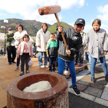 11月19日 水車の里新野 秋の収穫祭の写真1