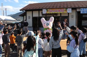 11月19日 水車の里新野 秋の収穫祭の写真2