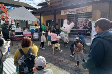 11月25日 カーミンの収穫祭の写真4