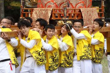 10月20日 日吉神社例大祭の写真3
