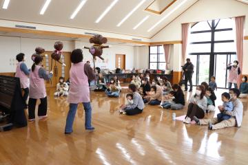 4月15日 子育てグループ活動 はじめましての会の写真2