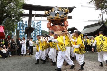 10月19日 日吉神社例大祭の写真2