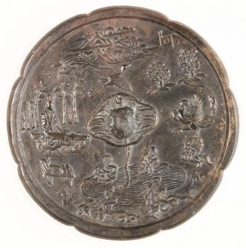 線刻阿弥陀浄土図鏡像 鏡背の写真