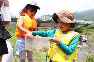 7月22日 長谷の川であそぼうの写真2