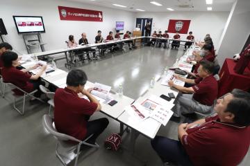 8月15日 サッカーJ1ヴィッセル神戸ホーム開幕戦の写真2