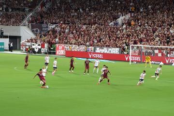 8月15日 サッカーJ1ヴィッセル神戸ホーム開幕戦の写真4