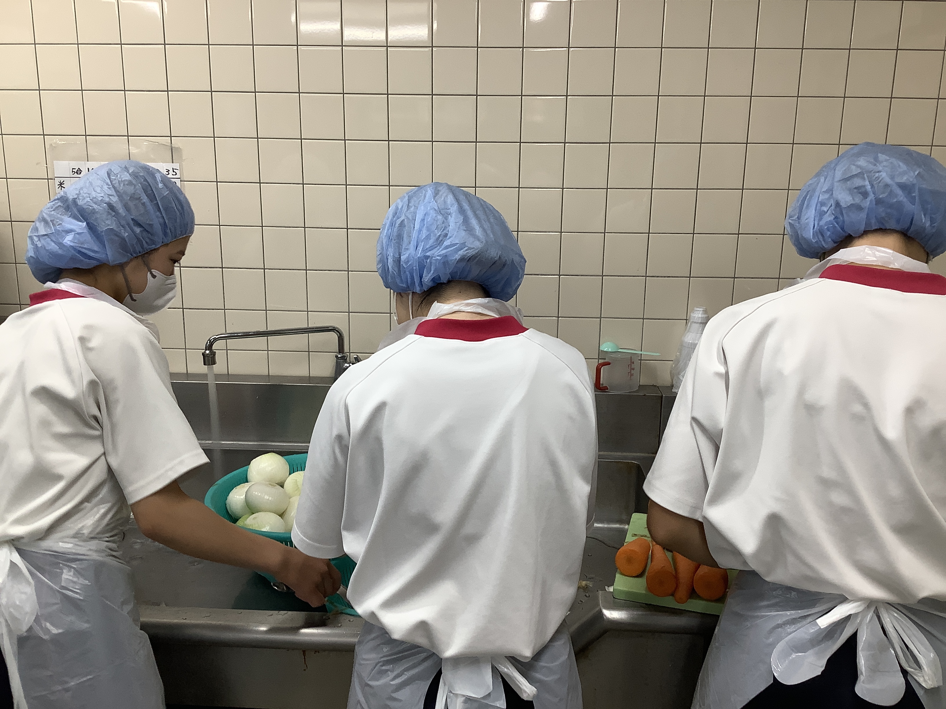 給食科調理体験の写真